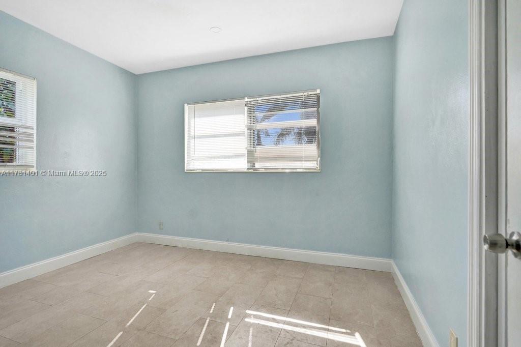 BOYNTON RIDGE - Residential Lease