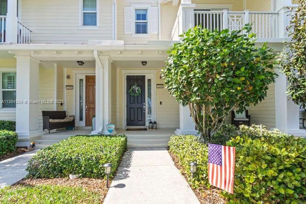 Photo of 3294 W Mallory Blvd, Jupiter, FL 33458 (MLS # A11354309)