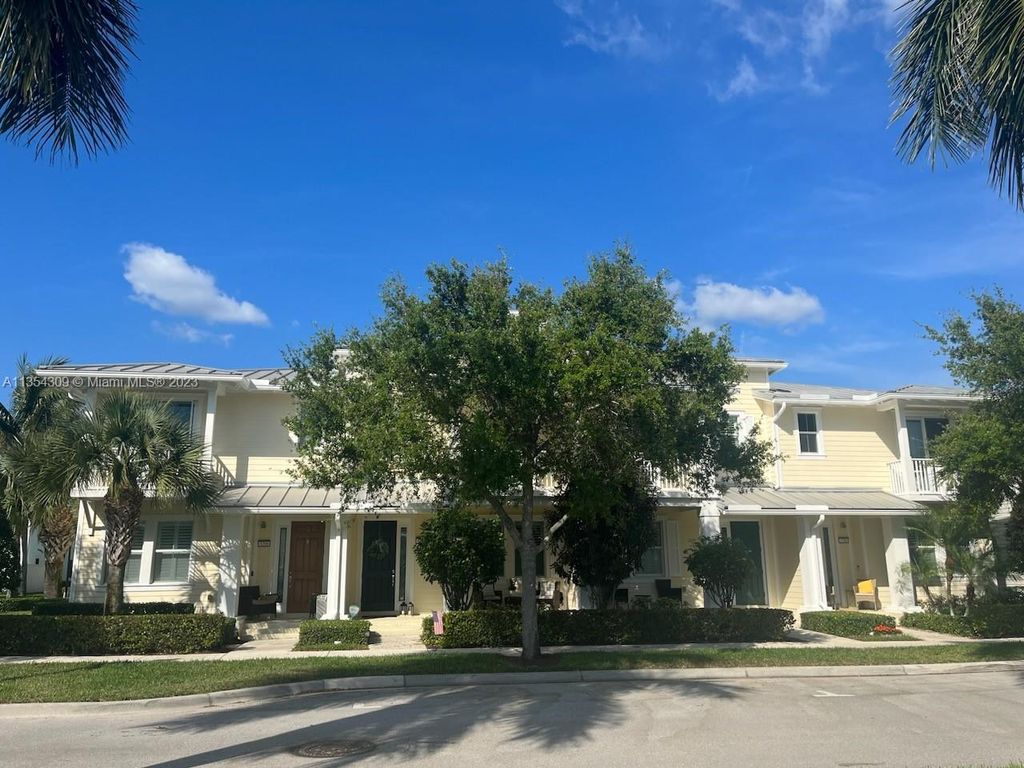Photo of 3294 W Mallory Blvd, Jupiter, FL 33458 (MLS # A11354309)