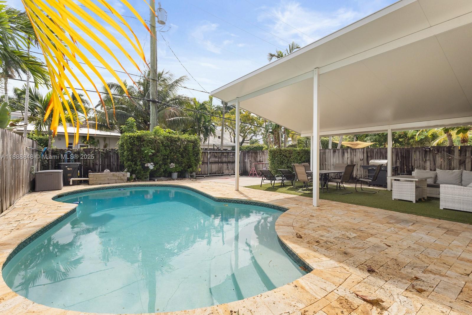 HOLLYWOOD - Residential Lease