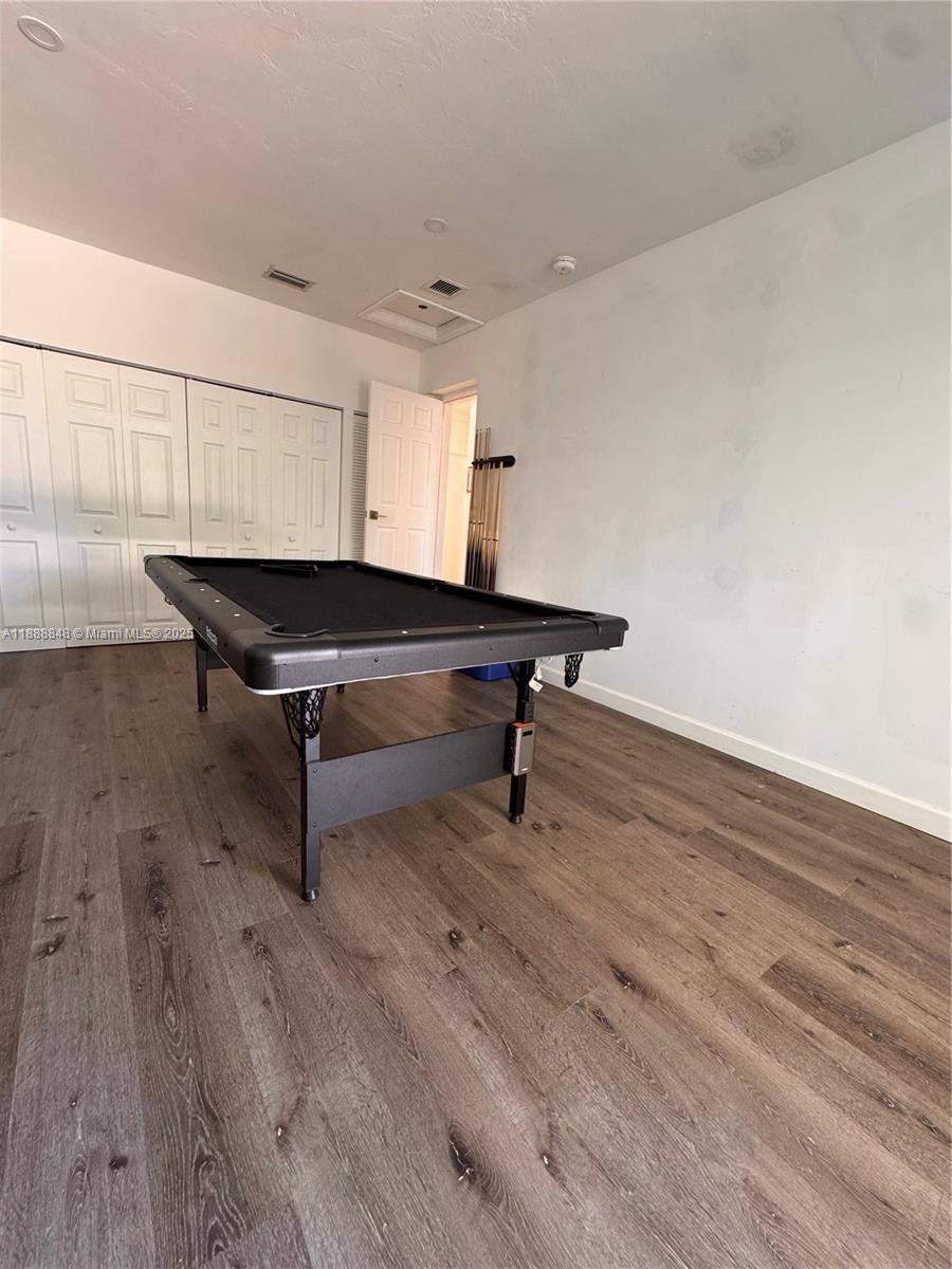 HOLLYWOOD - Residential Lease