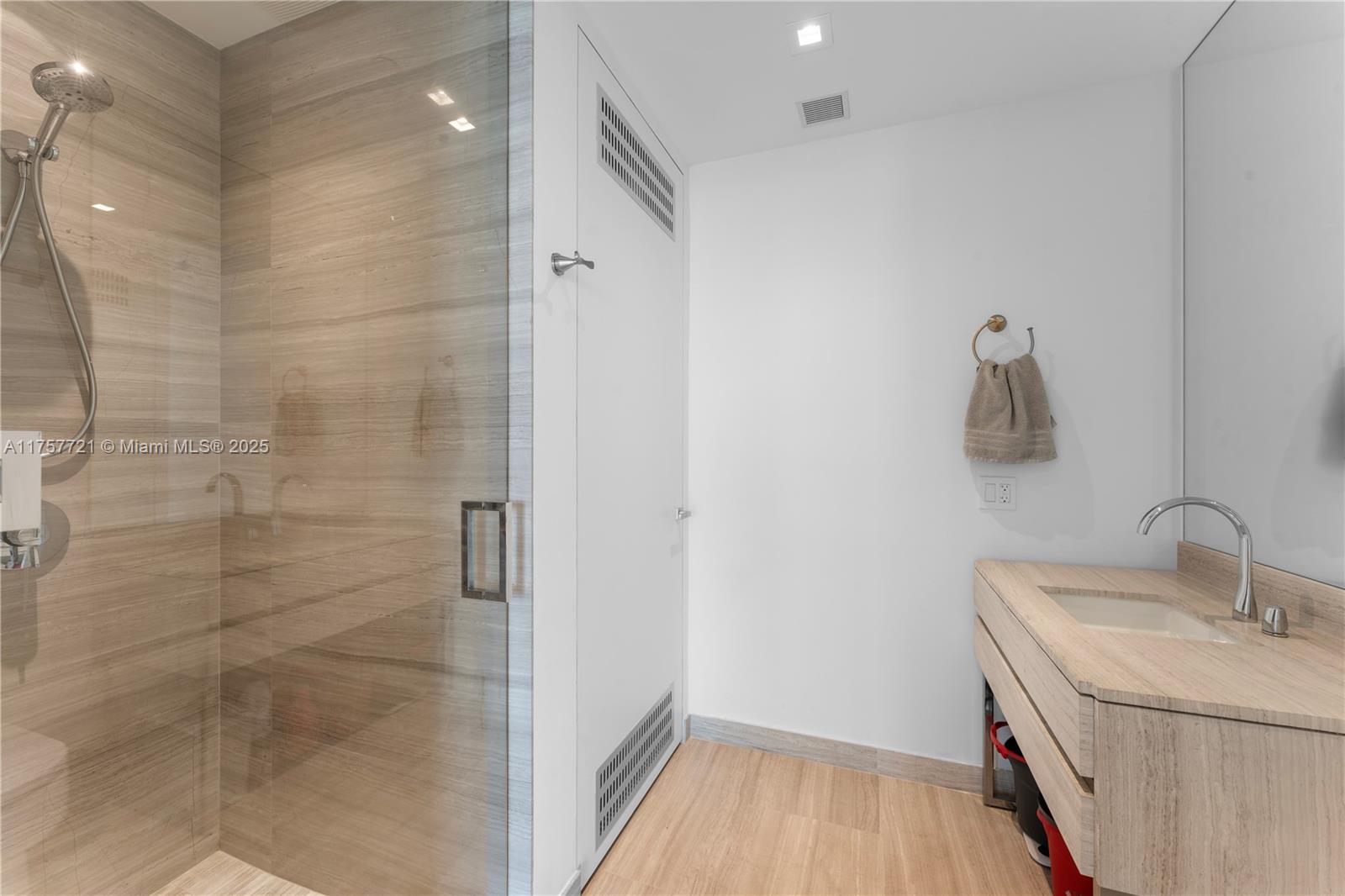 18975 COLLINS CONDO - Residential
