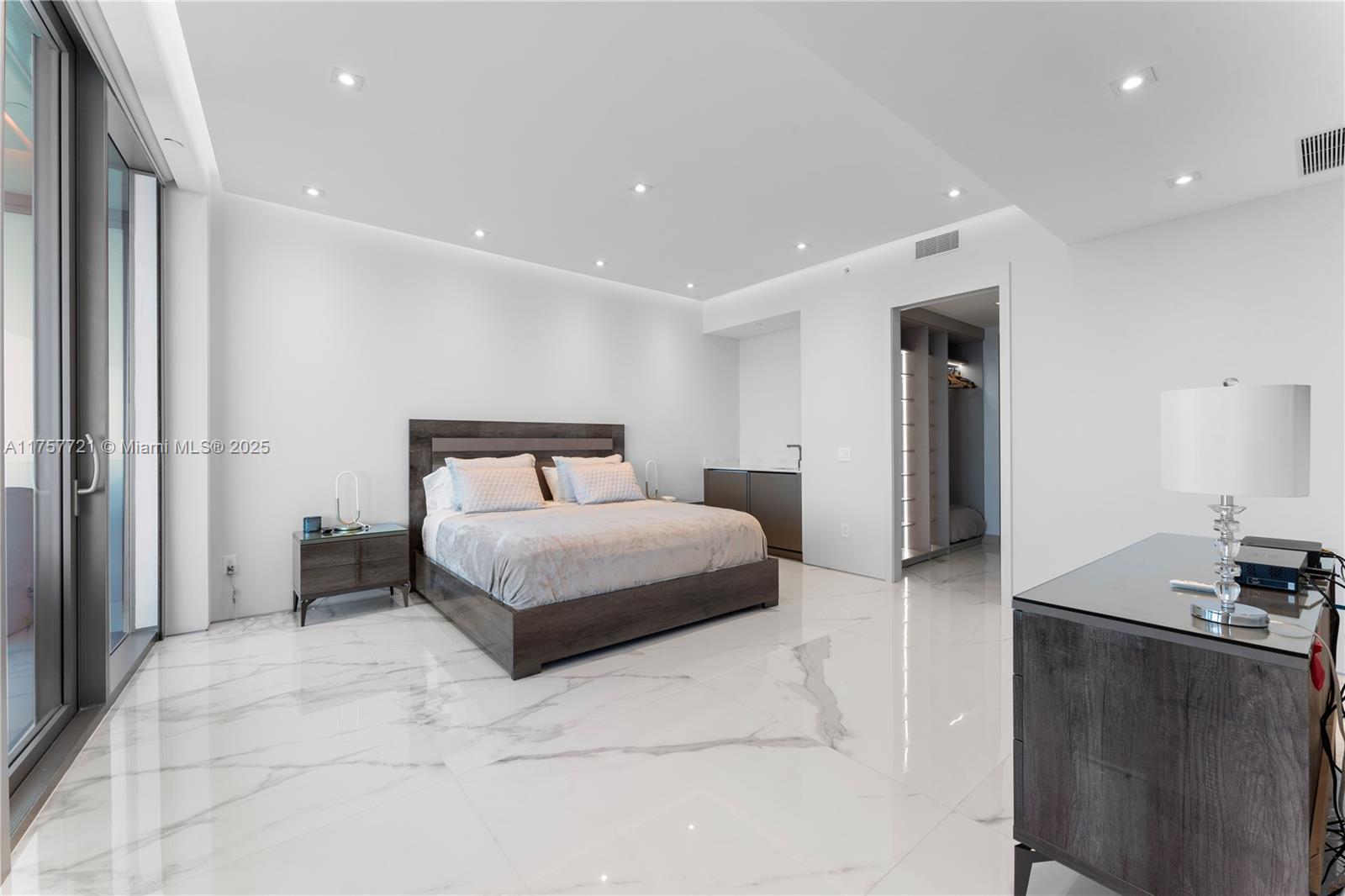 18975 COLLINS CONDO - Residential