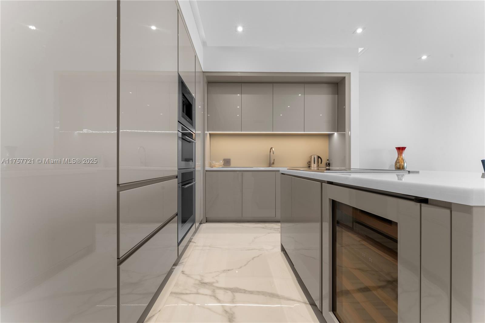 18975 COLLINS CONDO - Residential