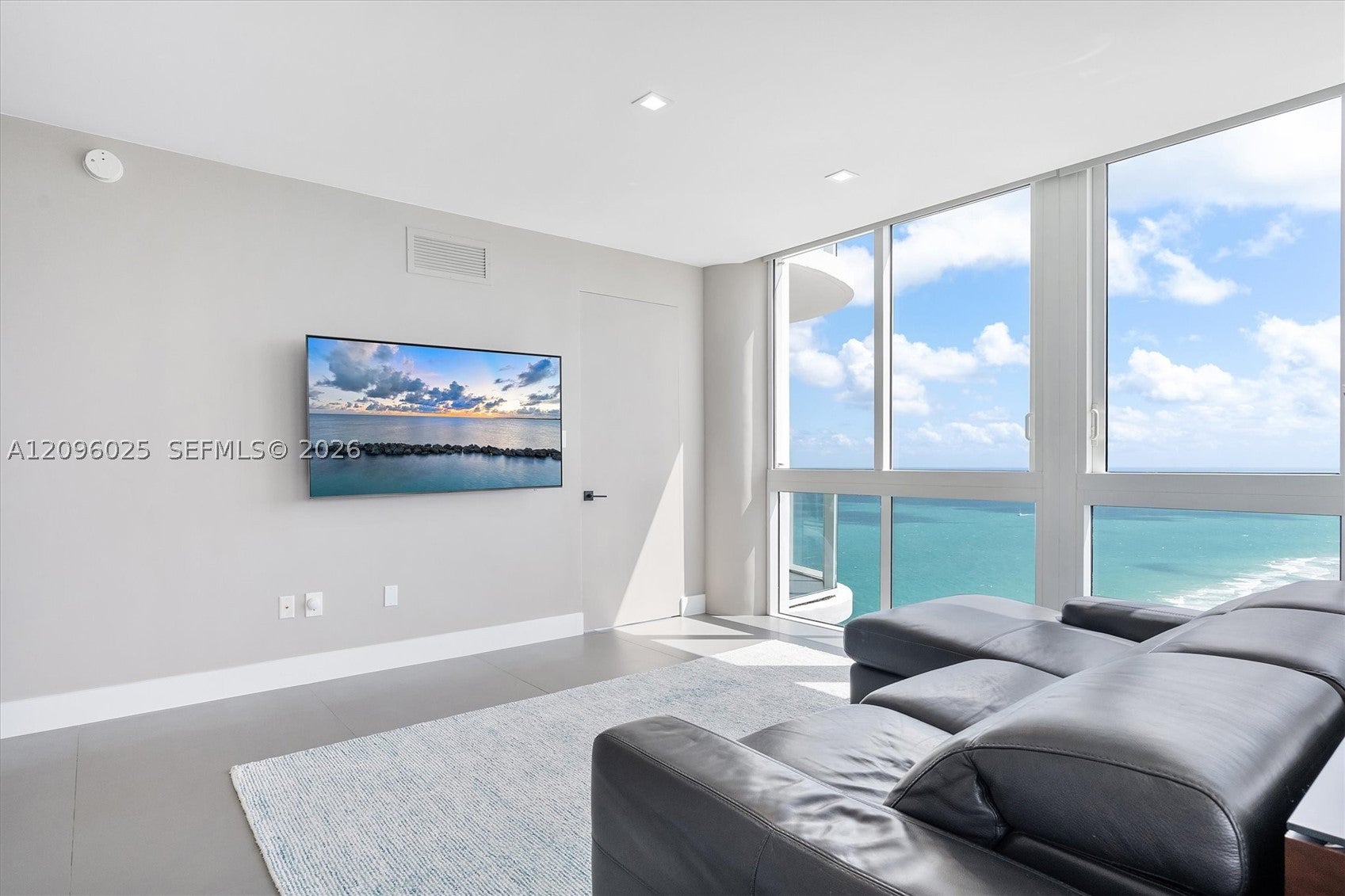 6365 Collins Ave 4307