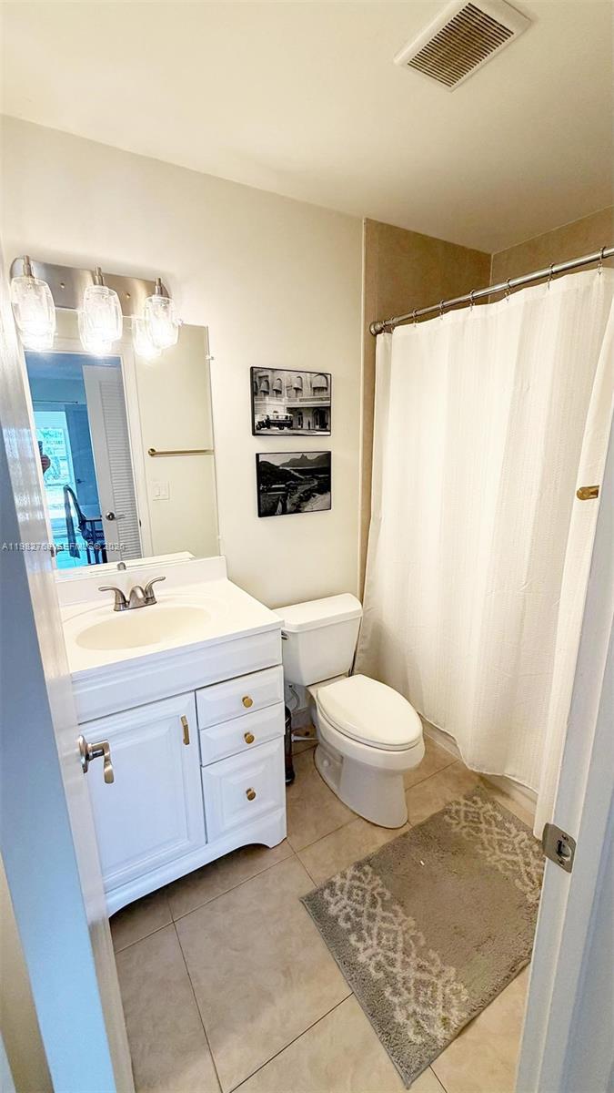 FAIRWAY CONDO - Residential