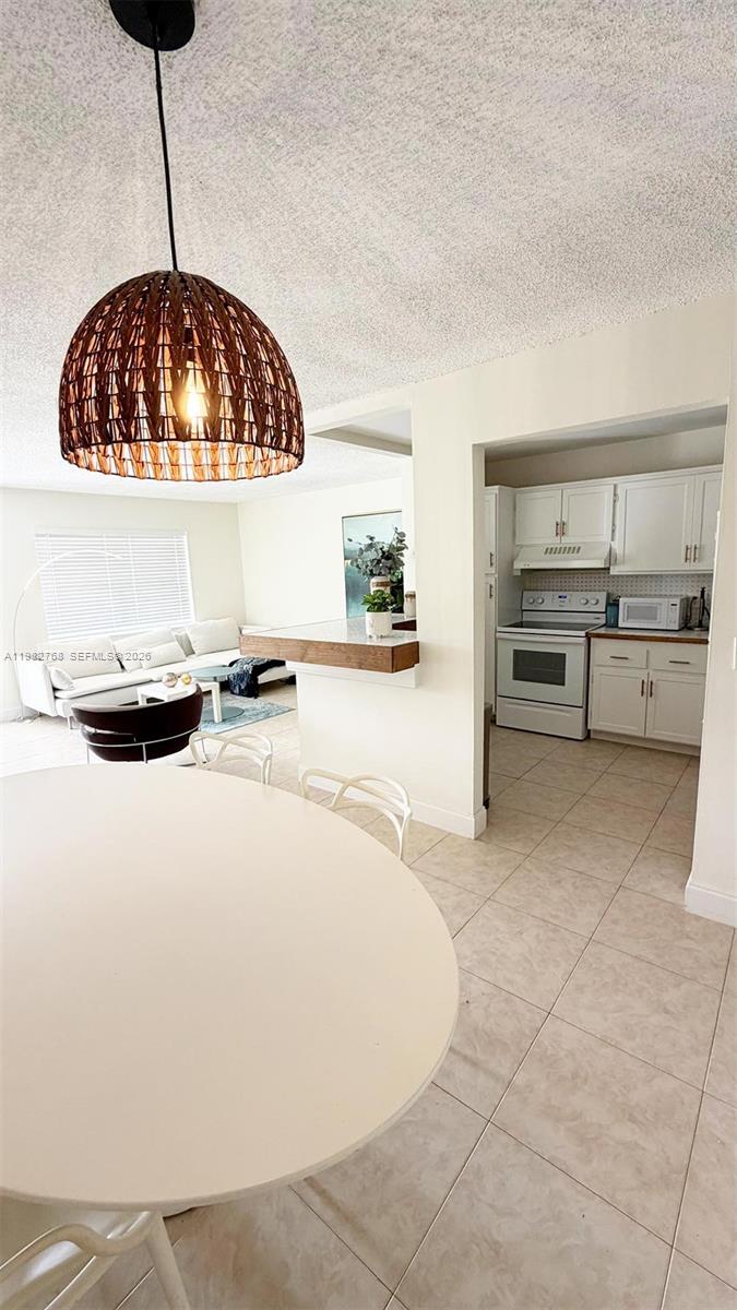 FAIRWAY CONDO - Residential