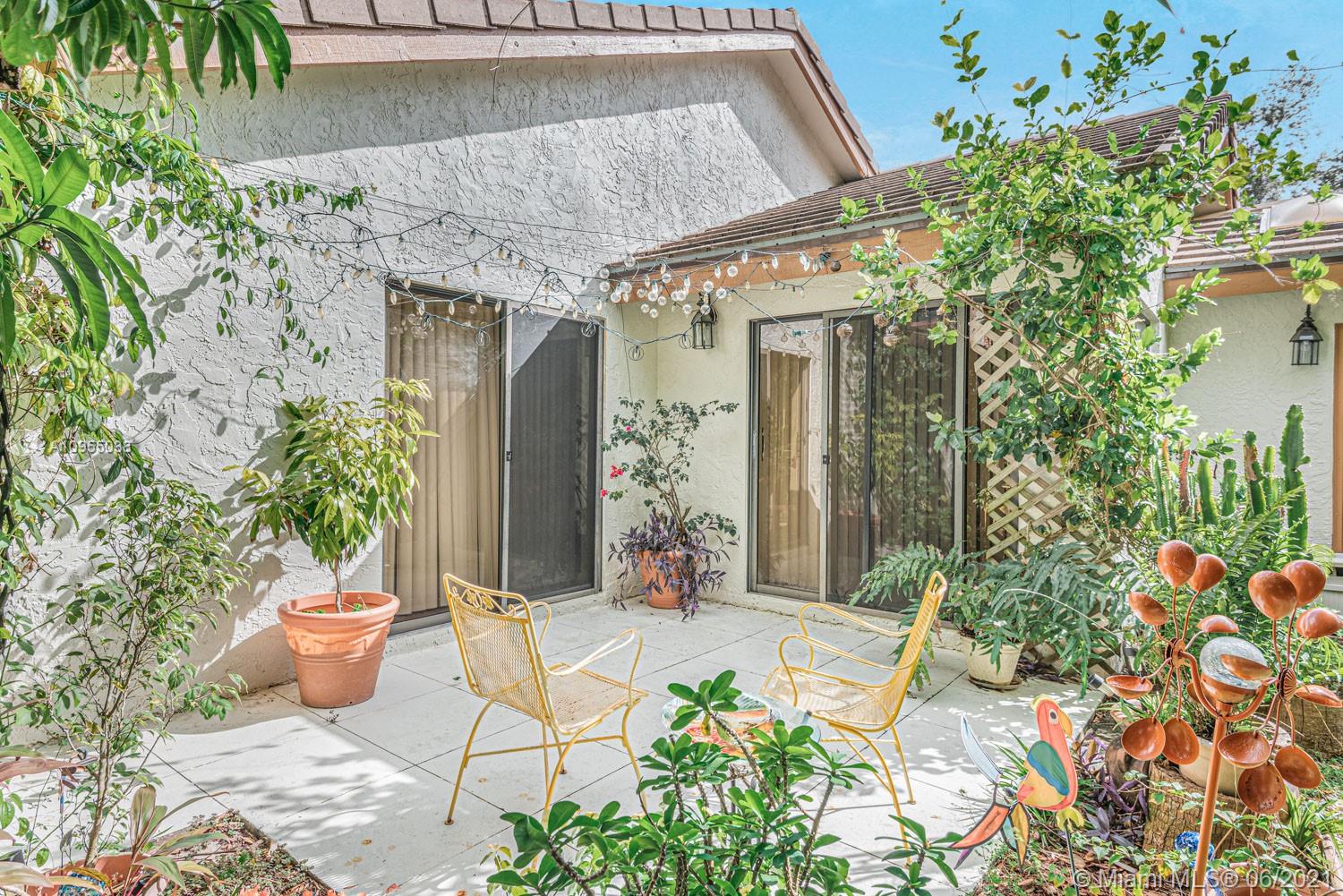 RIVER'S EDGE - Residential