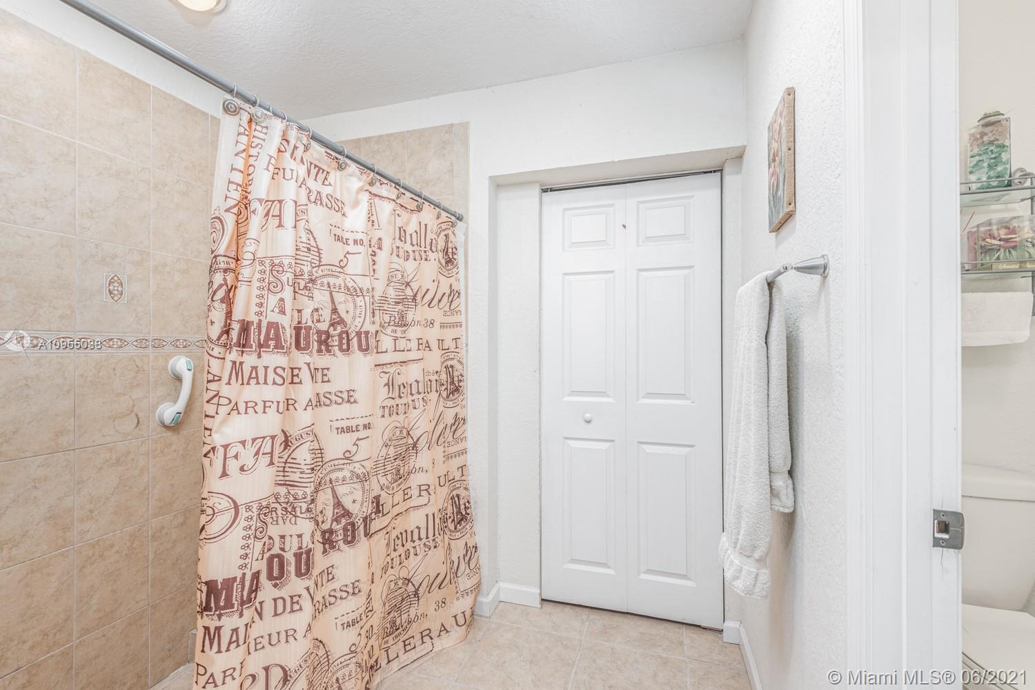 RIVER'S EDGE - Residential