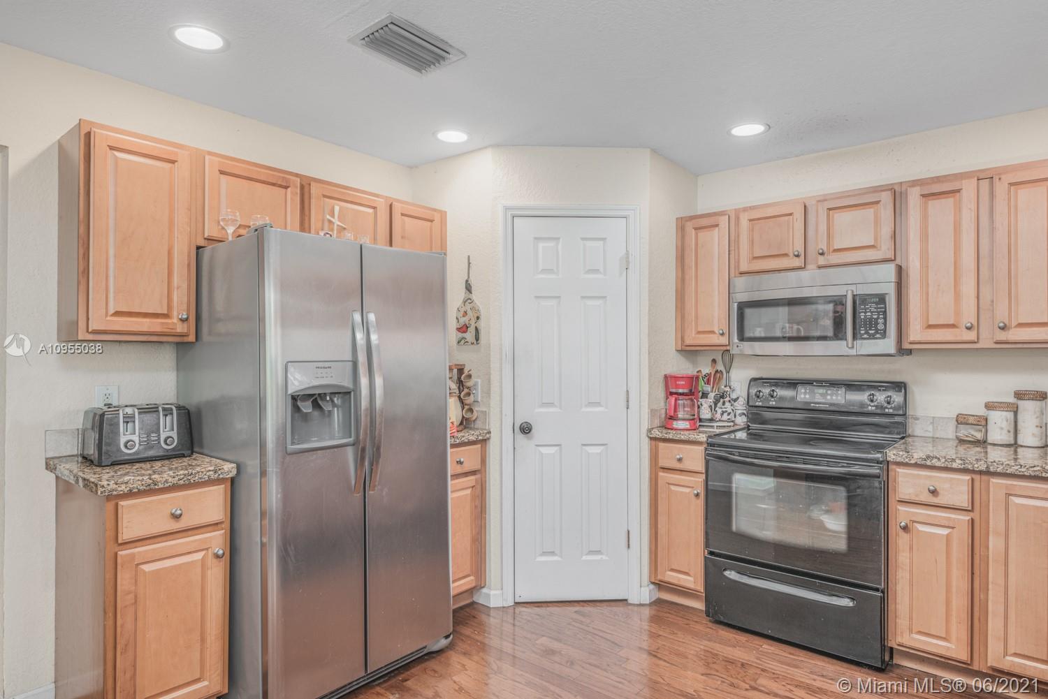 RIVER'S EDGE - Residential