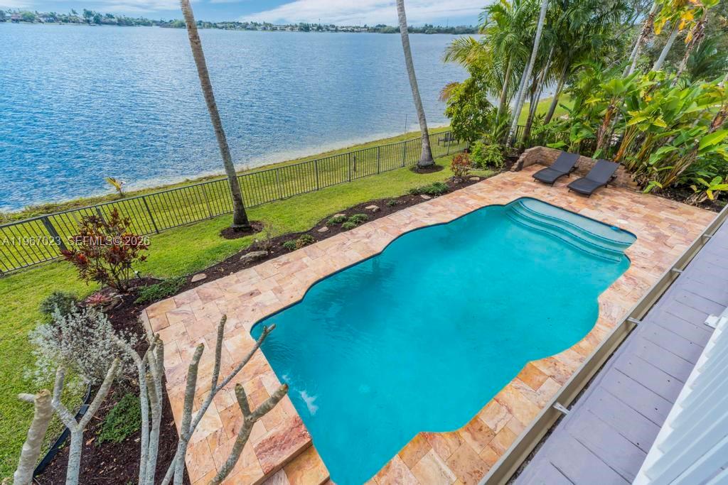 SILVER LAKES AT PEMBROKE - Residential