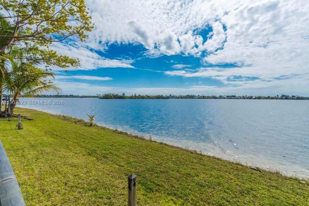 SILVER LAKES AT PEMBROKE - Residential