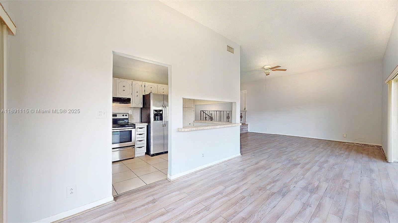 EMERALD ISLES WEST PHASE - Residential Lease