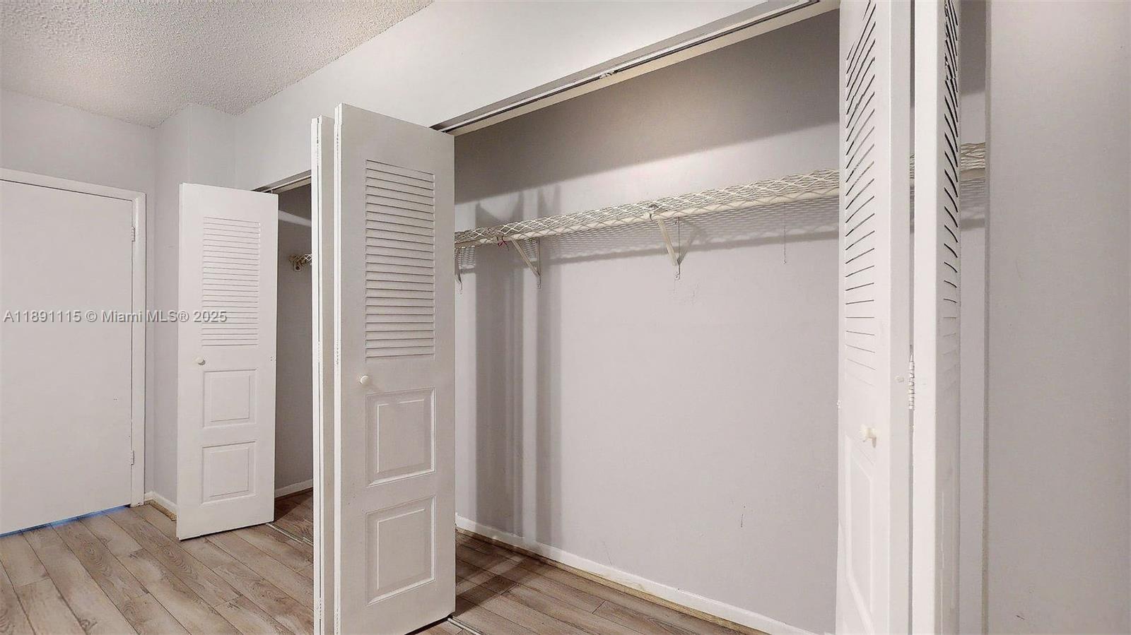 EMERALD ISLES WEST PHASE - Residential Lease