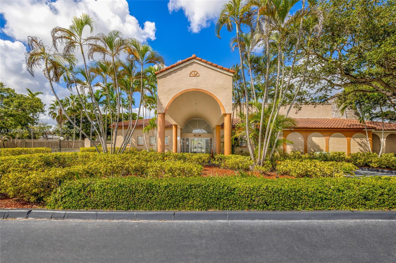 WINDMILL LAKES IV CONDO - Residential