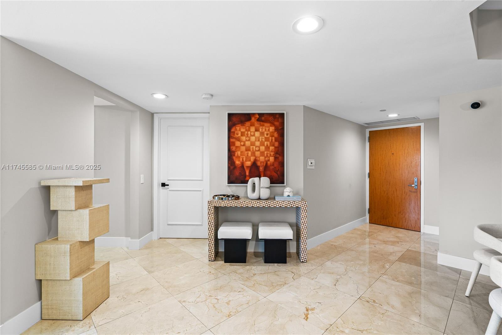 21055 Yacht Club Dr 702