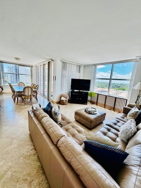 PALMS TOWER ONE CONDO - Residential Lease