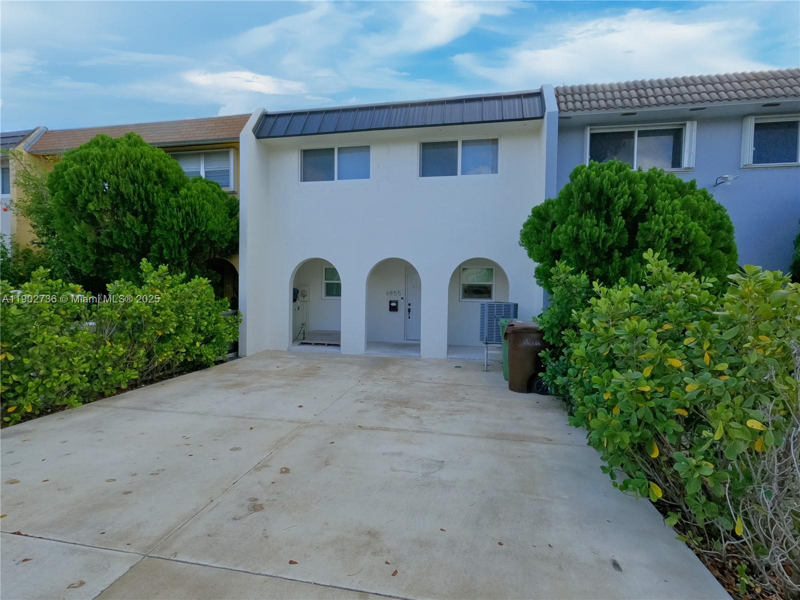 PALM SPRINGS VILLAS 3RD A - Residential