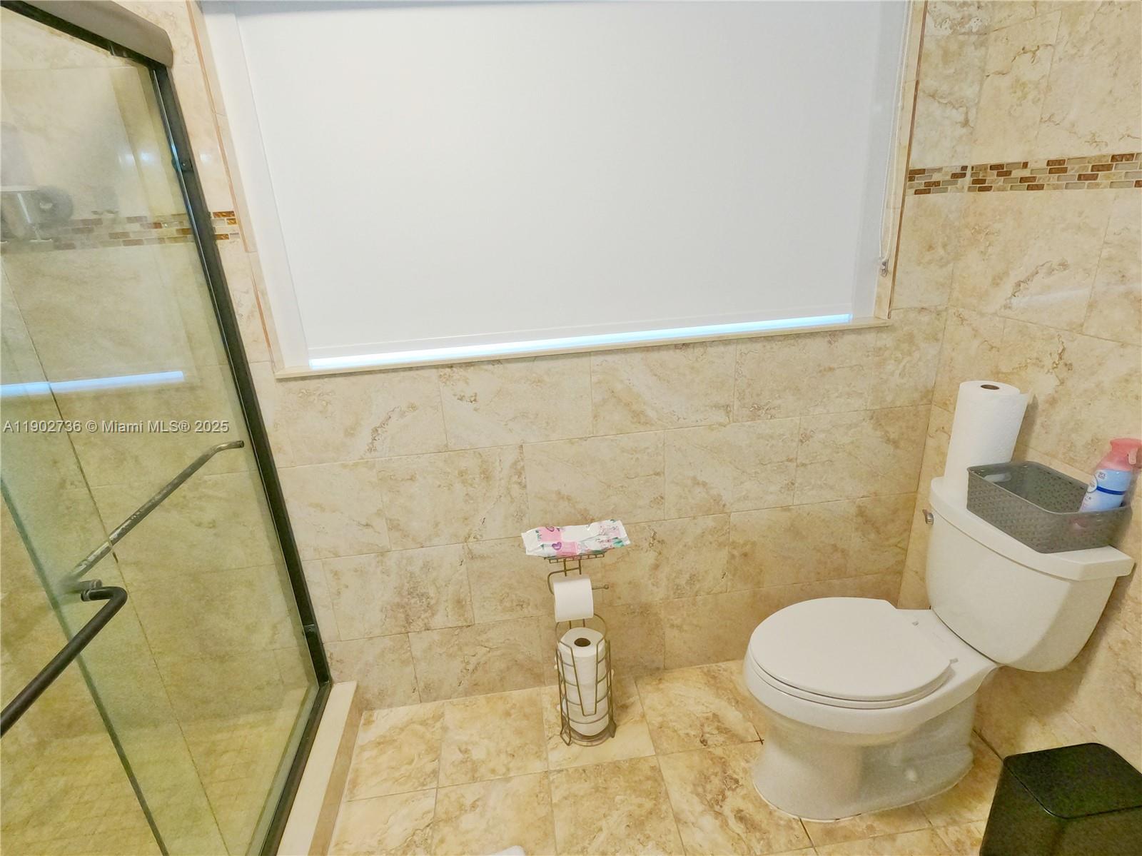 PALM SPRINGS VILLAS 3RD A - Residential