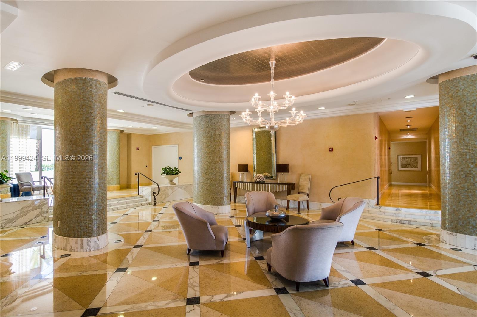 THE COLLINS CONDO - Residential Lease