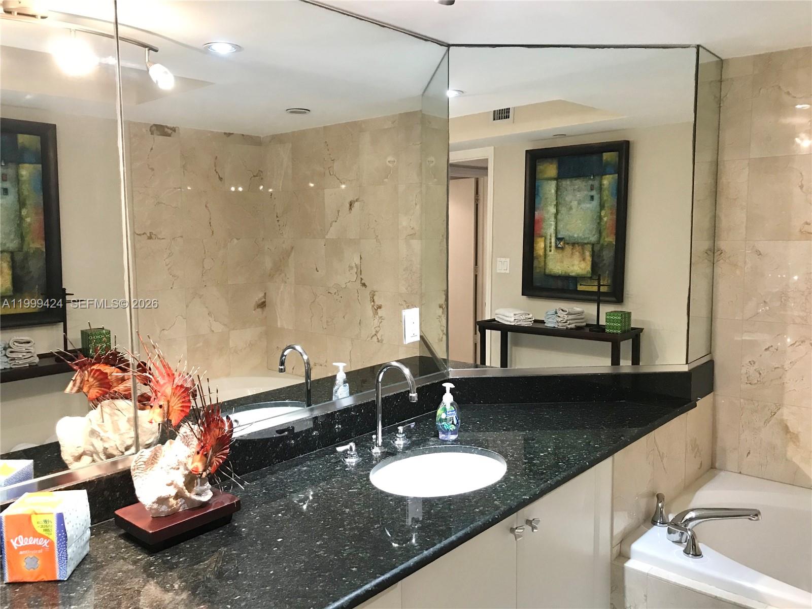 THE COLLINS CONDO - Residential Lease