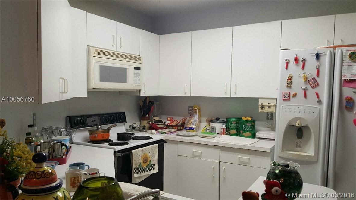 WEITZER COUNTRY - Residential