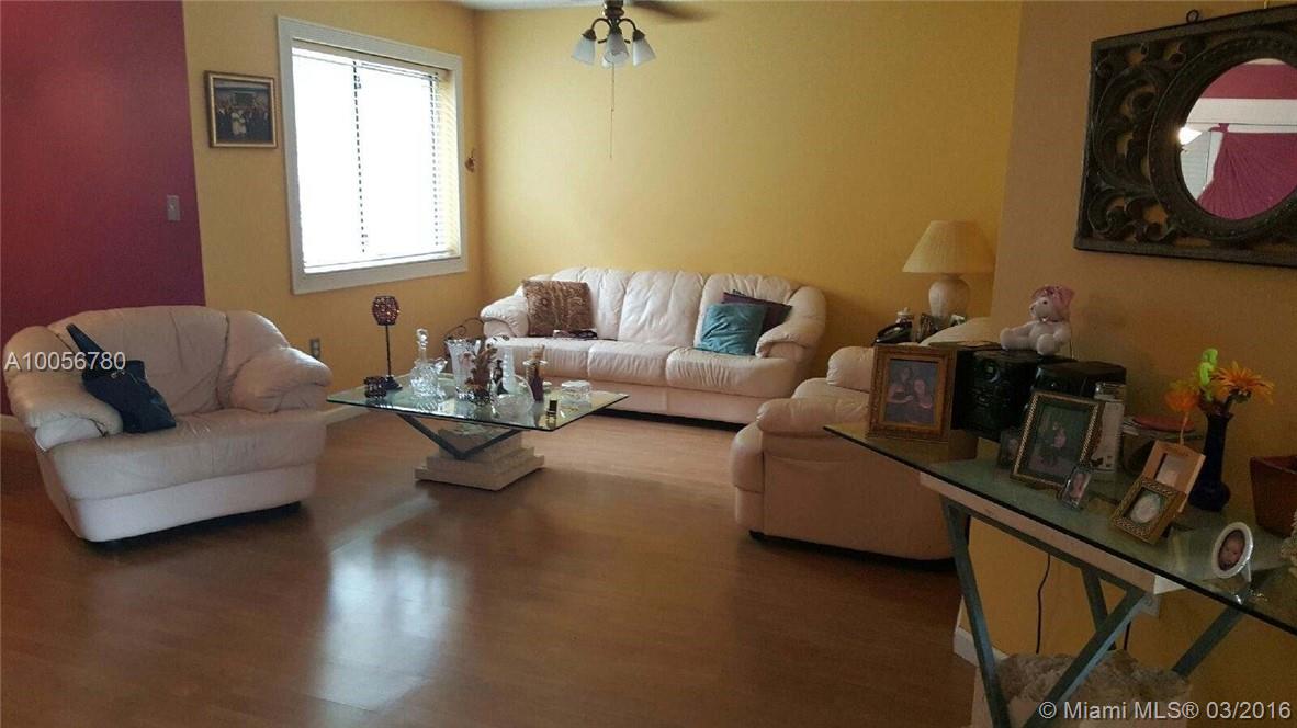 WEITZER COUNTRY - Residential