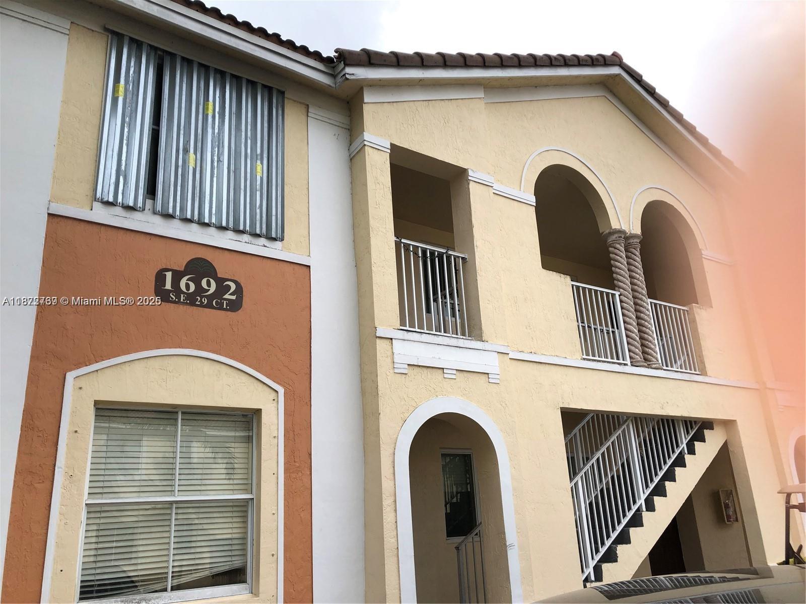 Beautiful Condo 3/2 Shoma At Keys Cove, Great community, a lot of amenities. beautiful apartment, club house, gate complex and good conditions property.