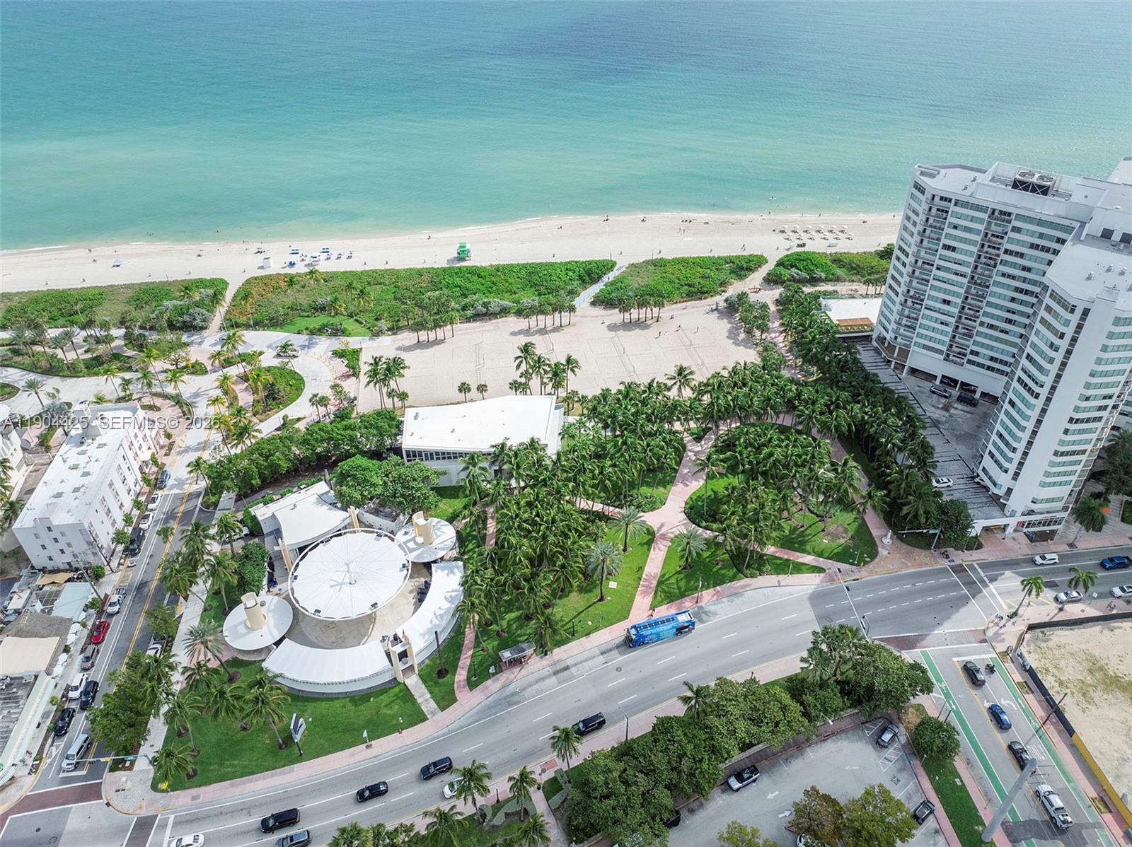 BURLEIGH HOUSE CONDO - Residential