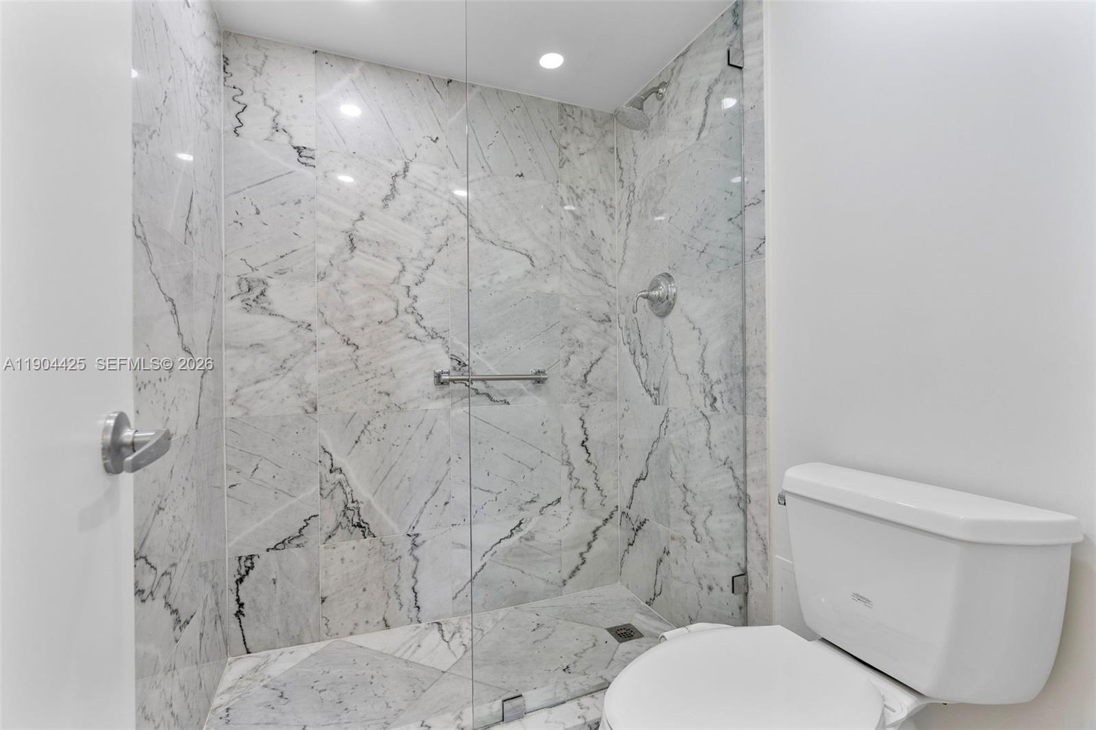 BURLEIGH HOUSE CONDO - Residential