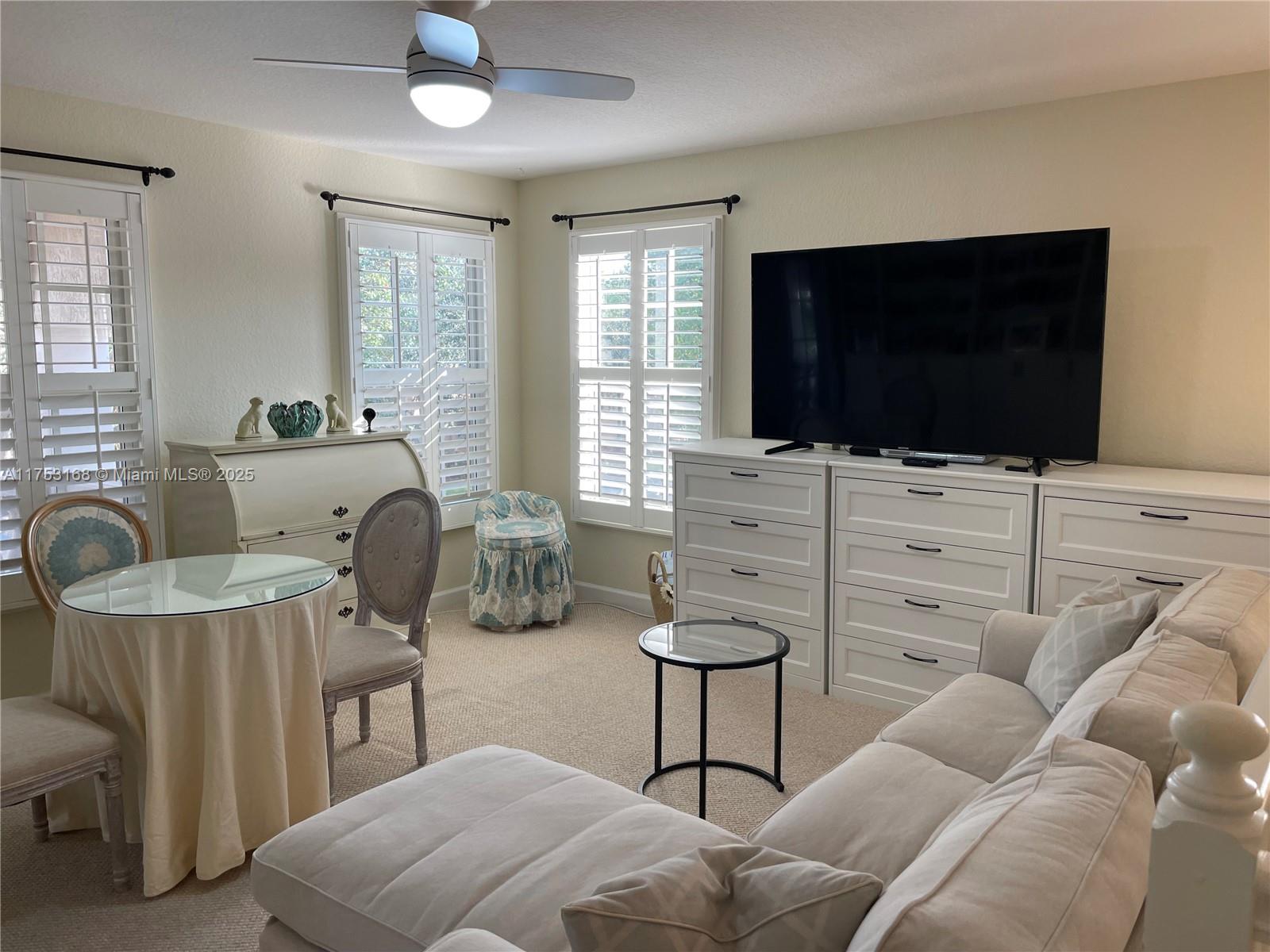 GABLES AT NORTHLAKE 1 - Residential