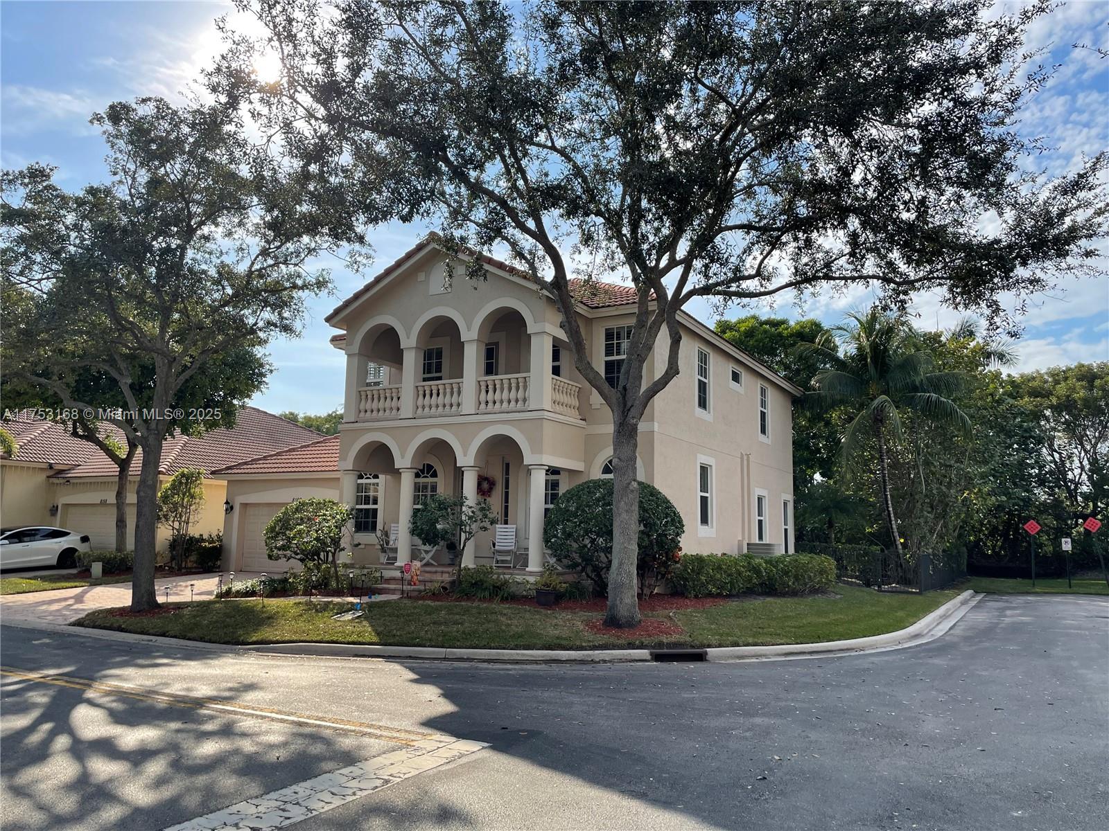 GABLES AT NORTHLAKE 1 - Residential