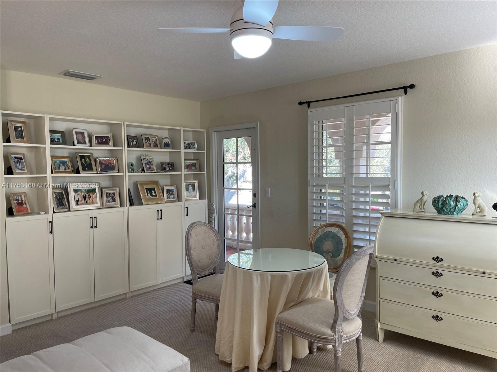 GABLES AT NORTHLAKE 1 - Residential