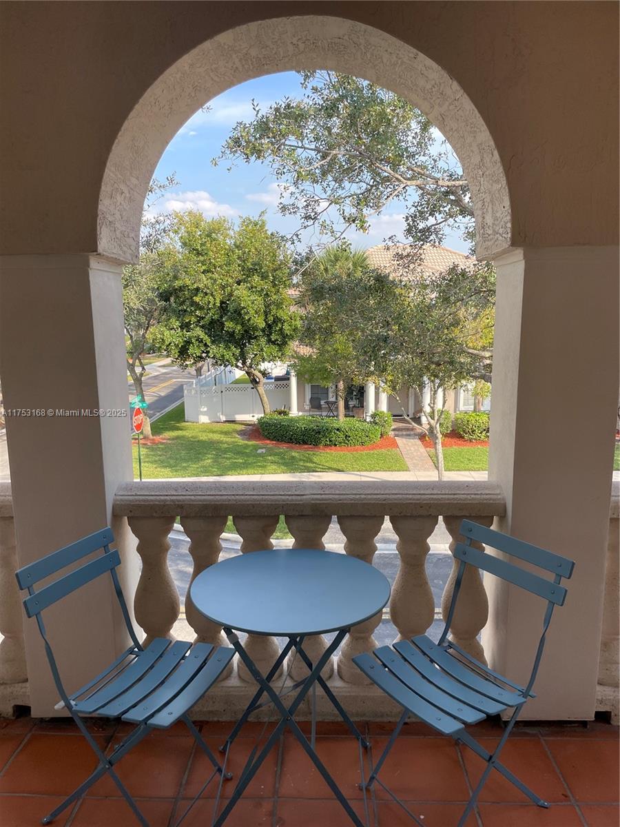 GABLES AT NORTHLAKE 1 - Residential