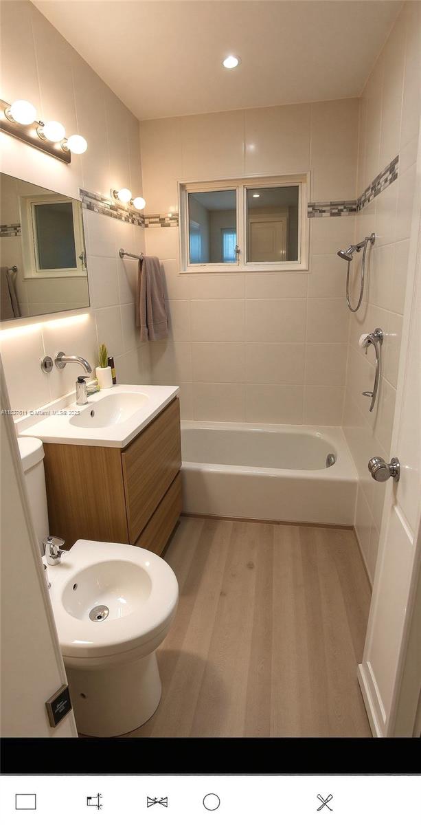 AMD PL OF BROWNS SUB - Residential Income