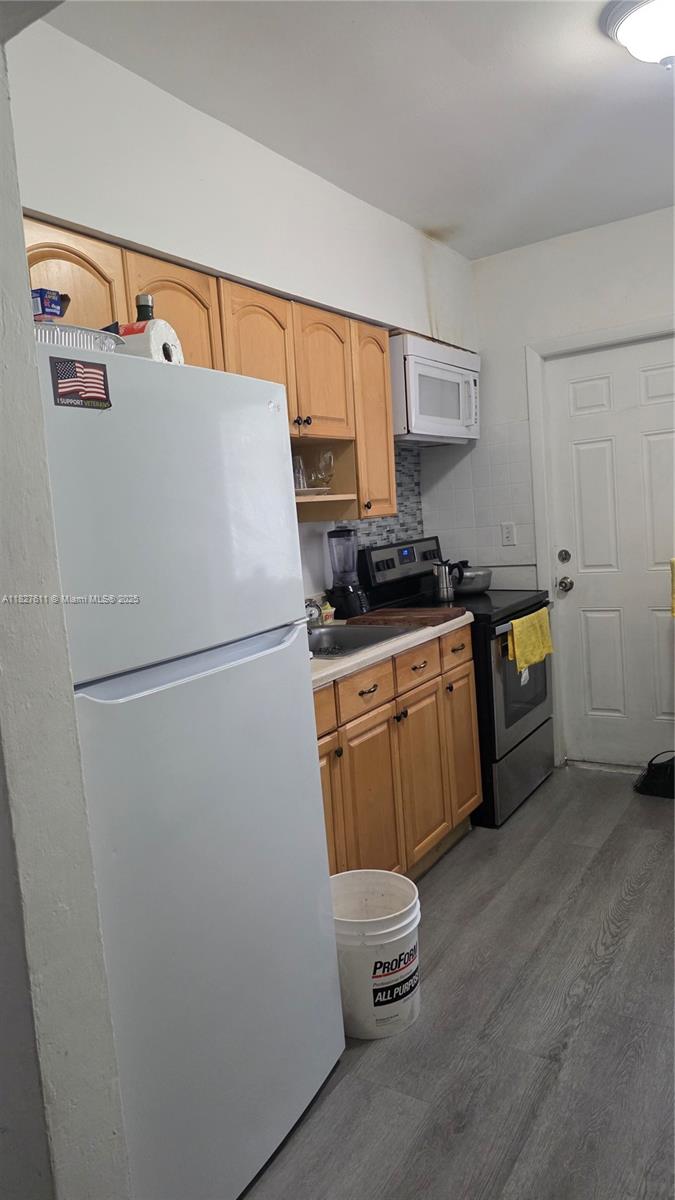 AMD PL OF BROWNS SUB - Residential Income