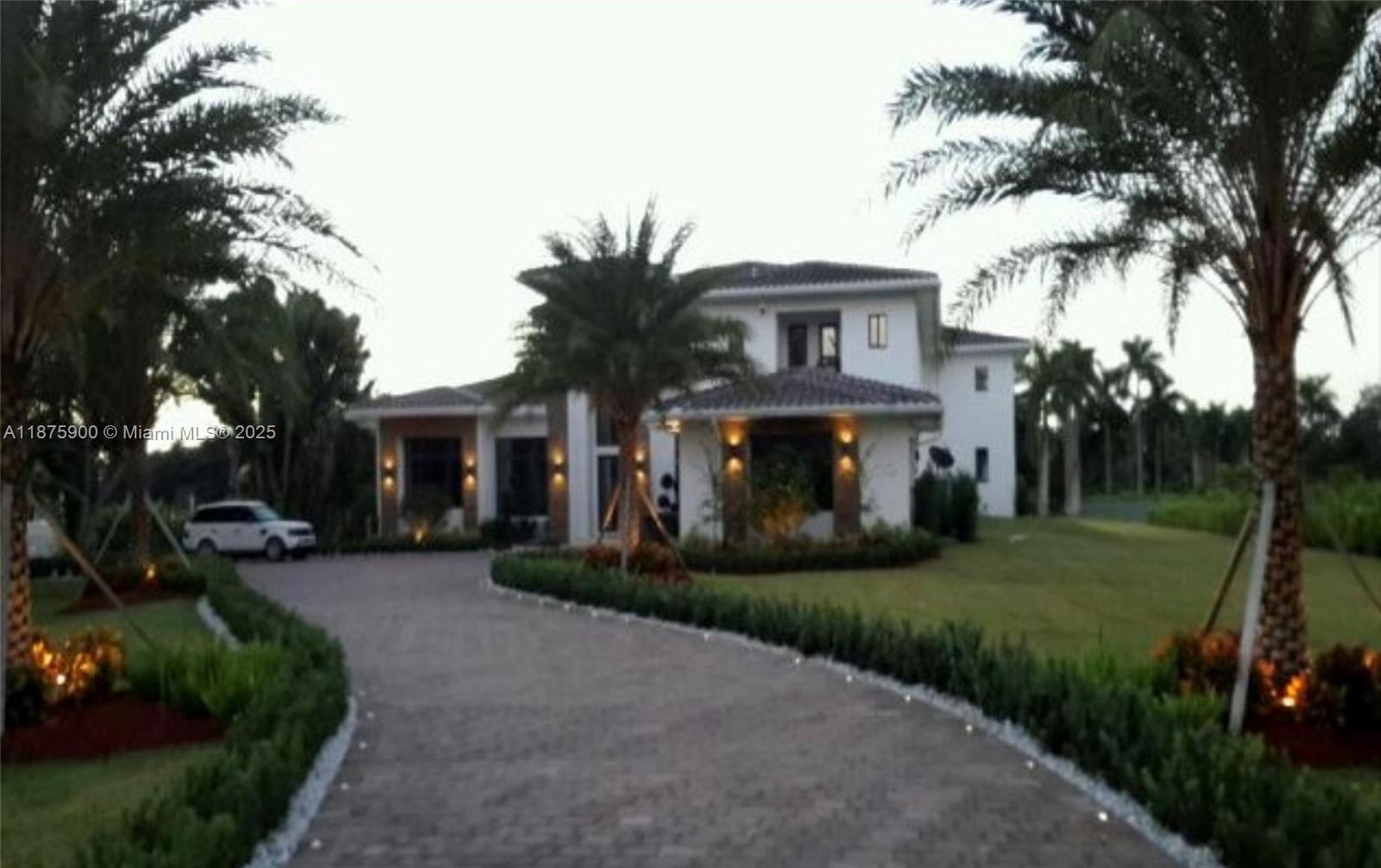 Prime opportunity in the heart of Southwest Ranches! This ~2-acre corner lot on Griffin Rd and 126th Ave offers
endless potential for a luxury estate or equestrian retreat. City-approved plans are in place for a stunning 7,000 sq
ft two-story residence plus a 6,000 sq ft garage/storage structure. The property includes lake access and an
existing fire-damaged structure, allowing for easier permitting or redevelopment. Located in sought-after Sunshine
Ranches, this parcel combines rural charm with close proximity to major highways, shopping, dining, and top
schools. Rarely available land with approved plans makes this a unique investment and lifestyle opportunity in one
of Broward County’s most desirable communities.