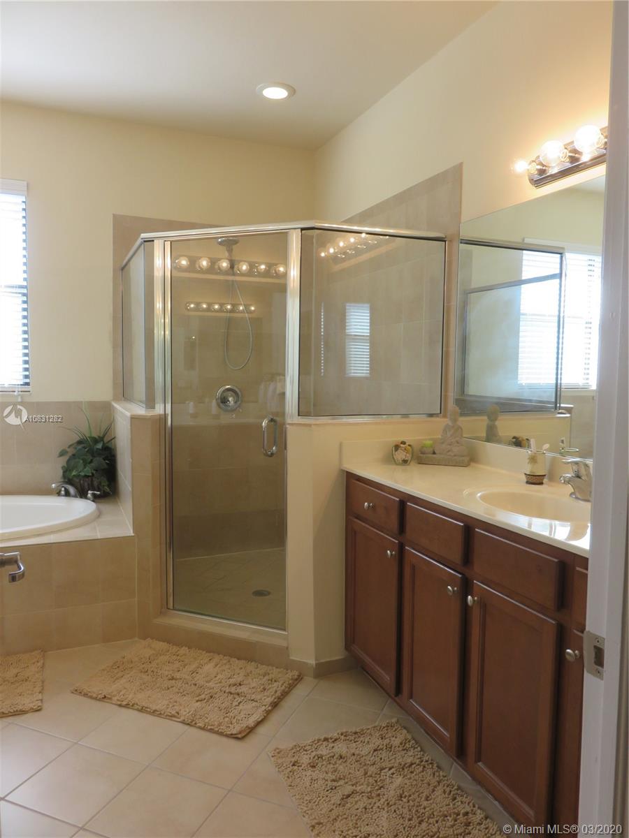 BELLAGIO - Residential Lease