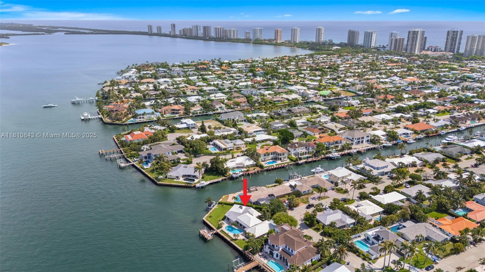 YACHT HARBOR MANOR - Residential