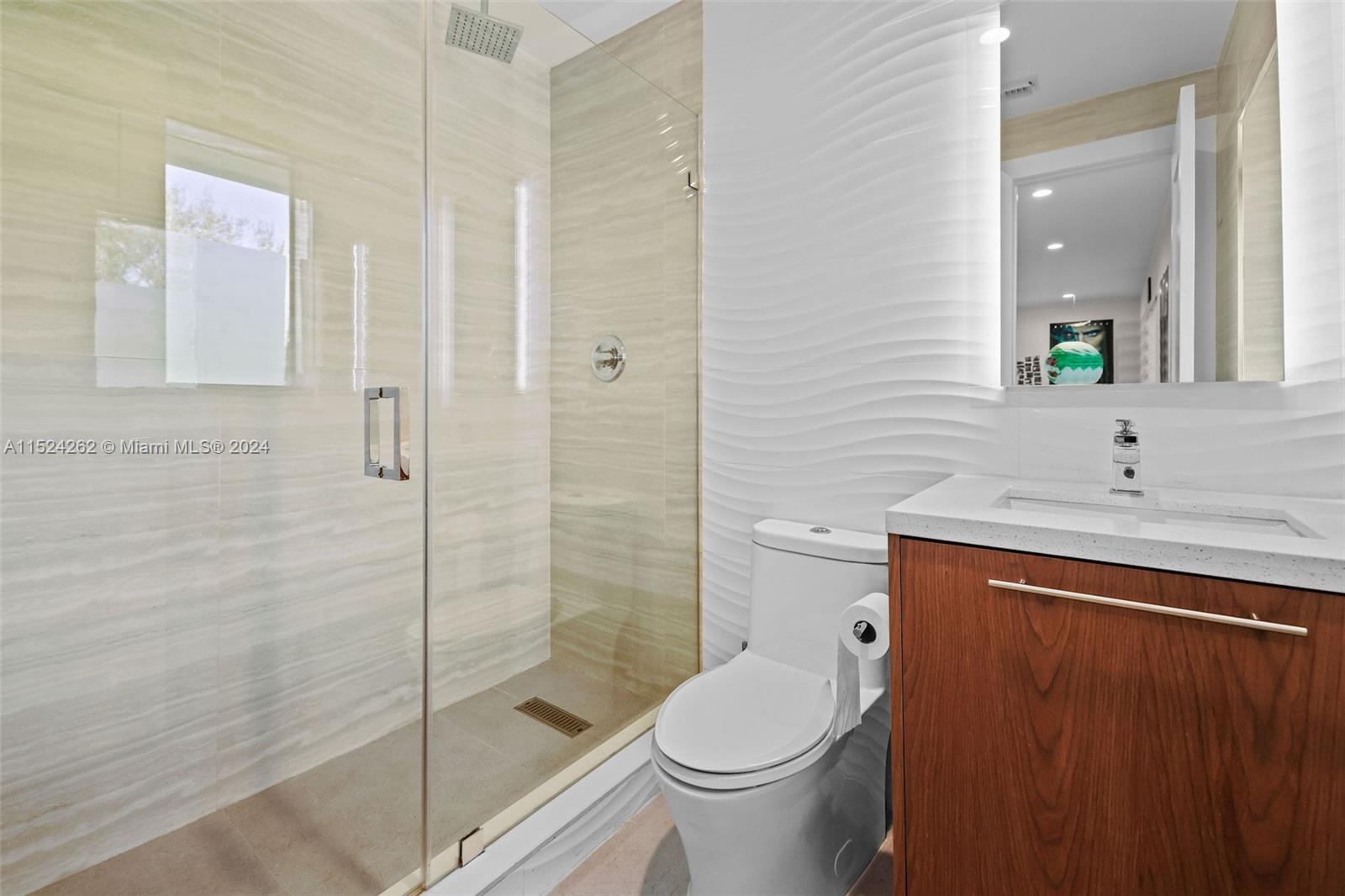 PINE TREE ESTATES - Residential