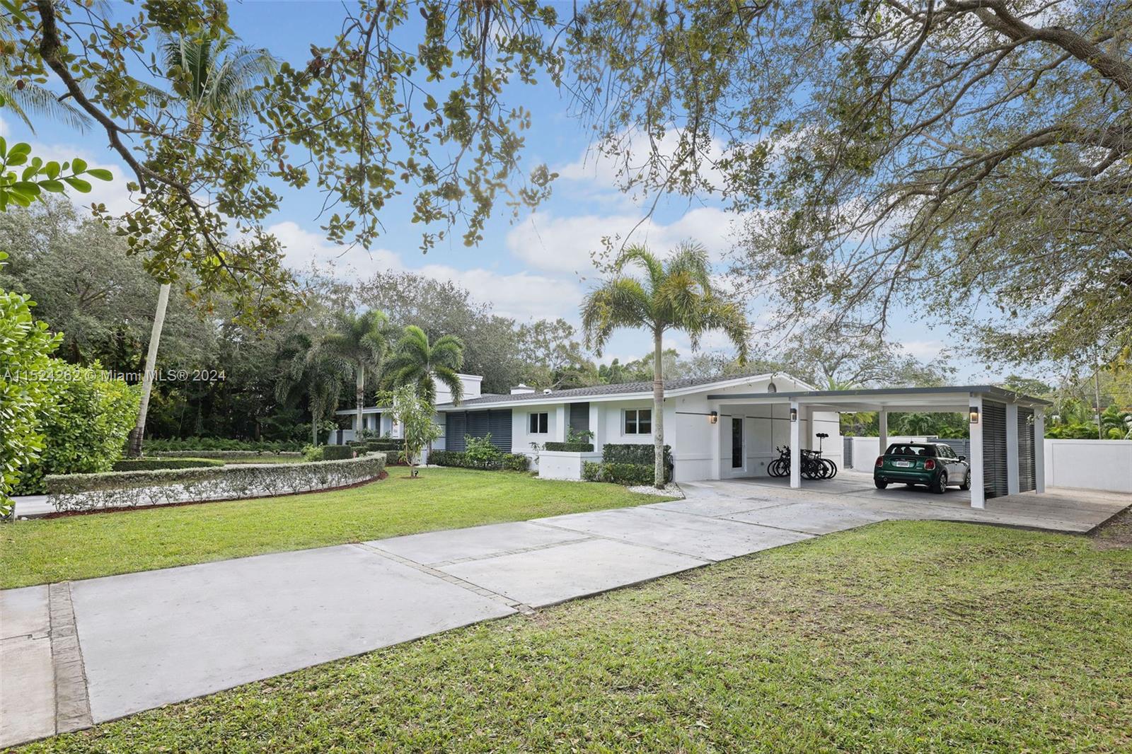 PINE TREE ESTATES - Residential