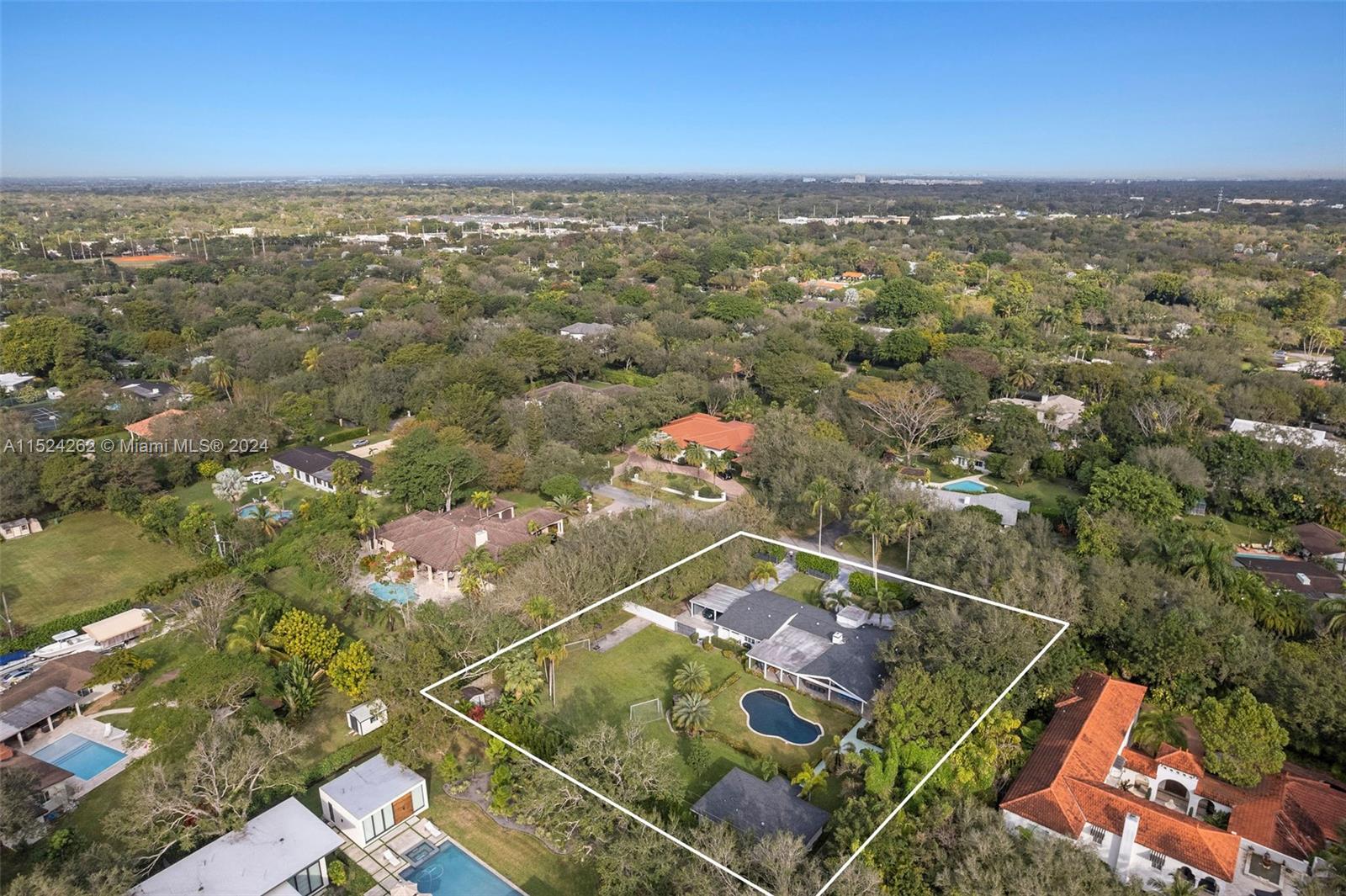 PINE TREE ESTATES - Residential