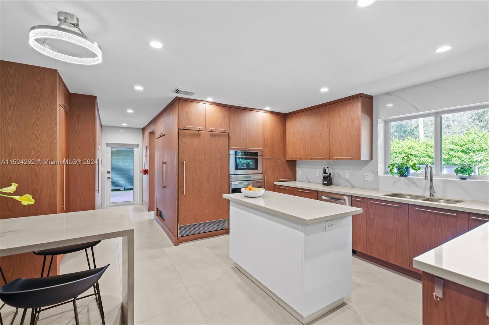 PINE TREE ESTATES - Residential