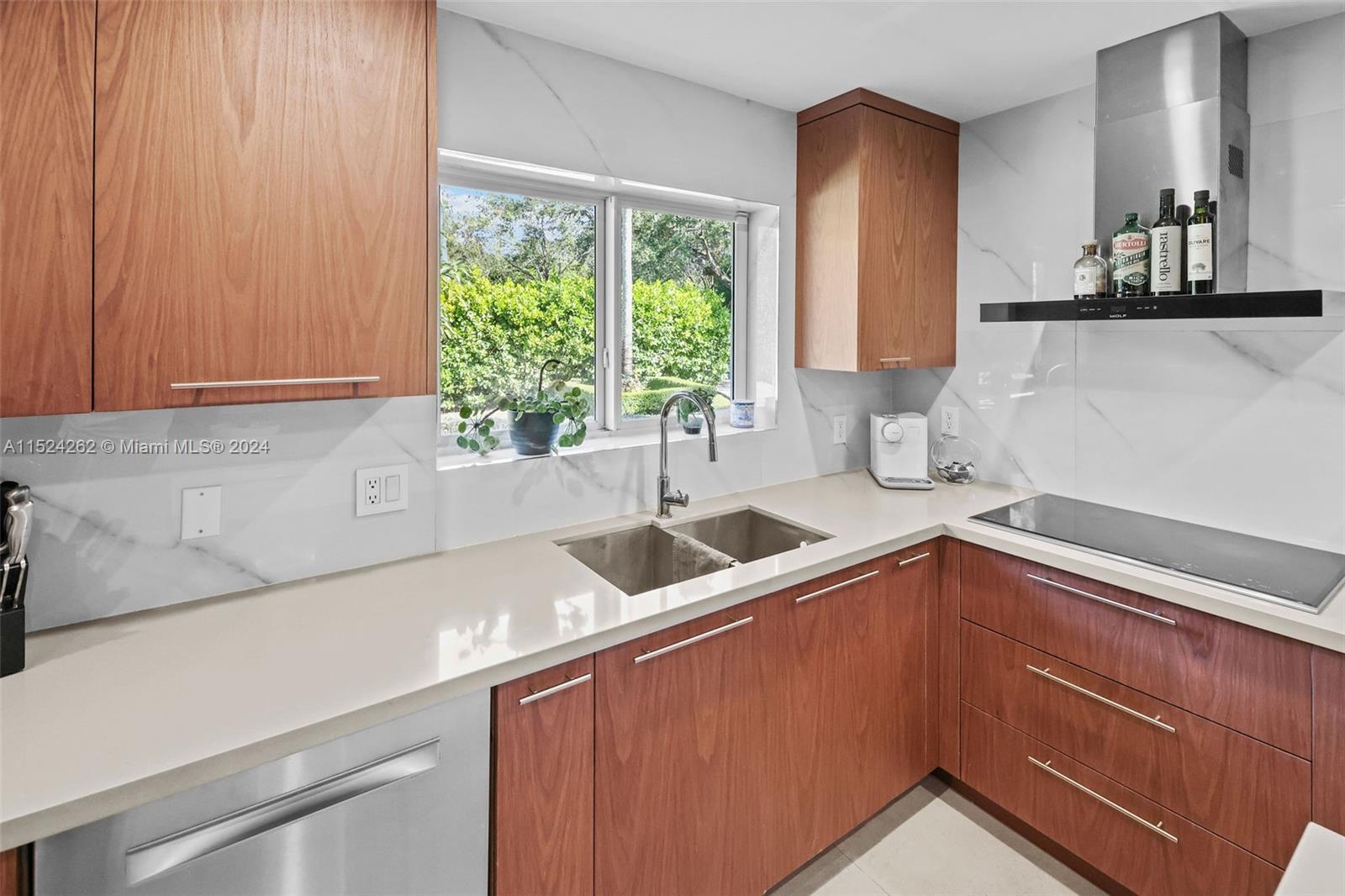 PINE TREE ESTATES - Residential