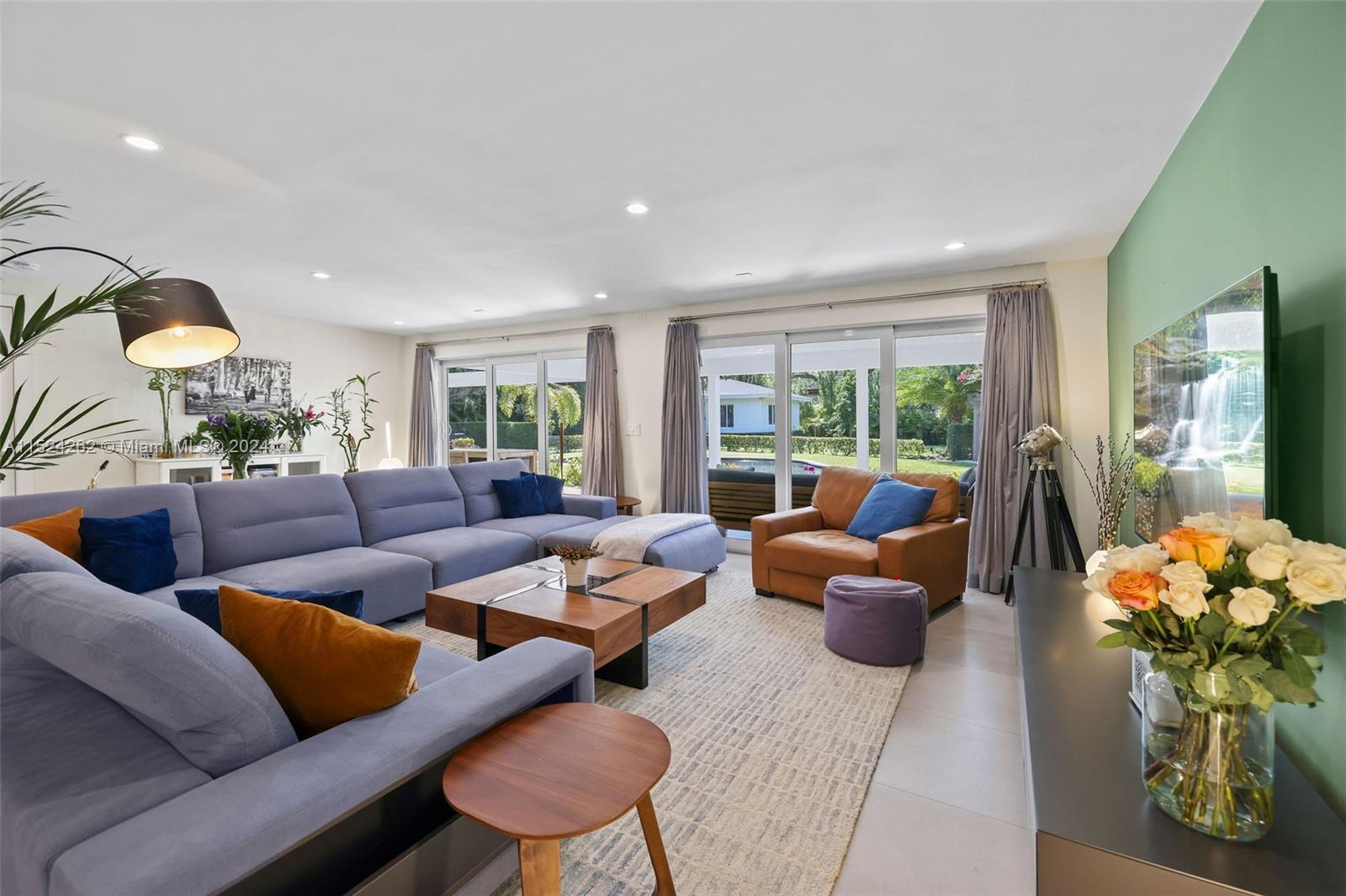 PINE TREE ESTATES - Residential