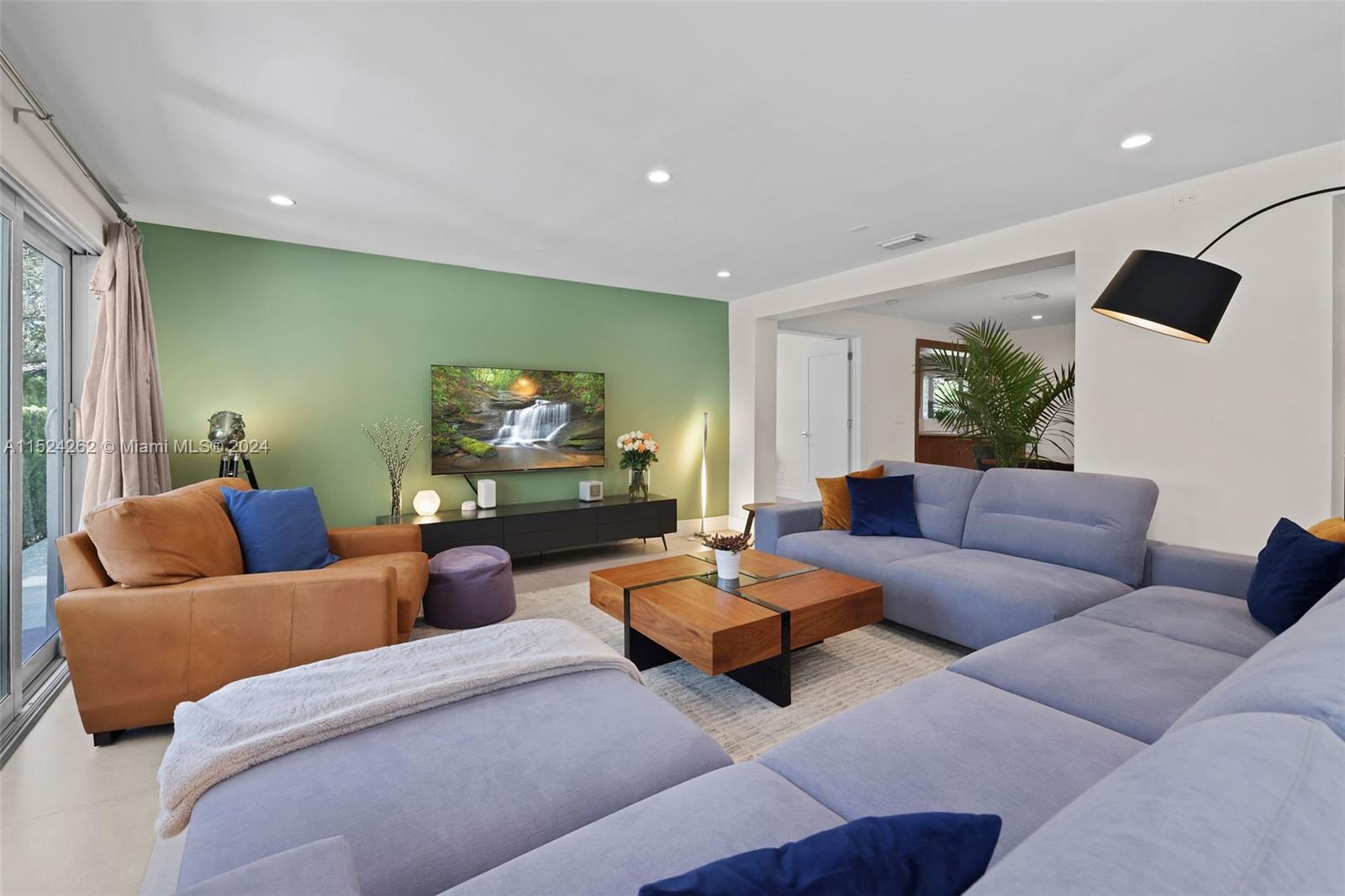 PINE TREE ESTATES - Residential