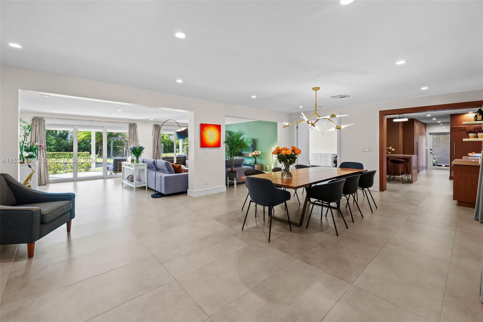 PINE TREE ESTATES - Residential