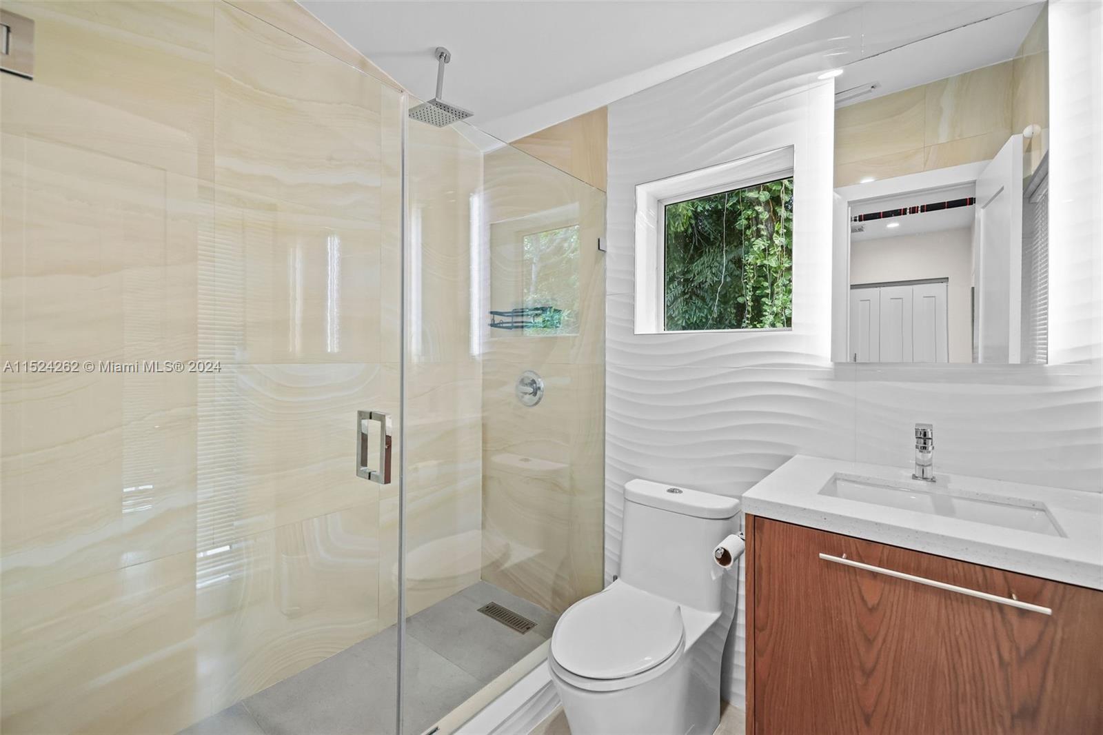 PINE TREE ESTATES - Residential