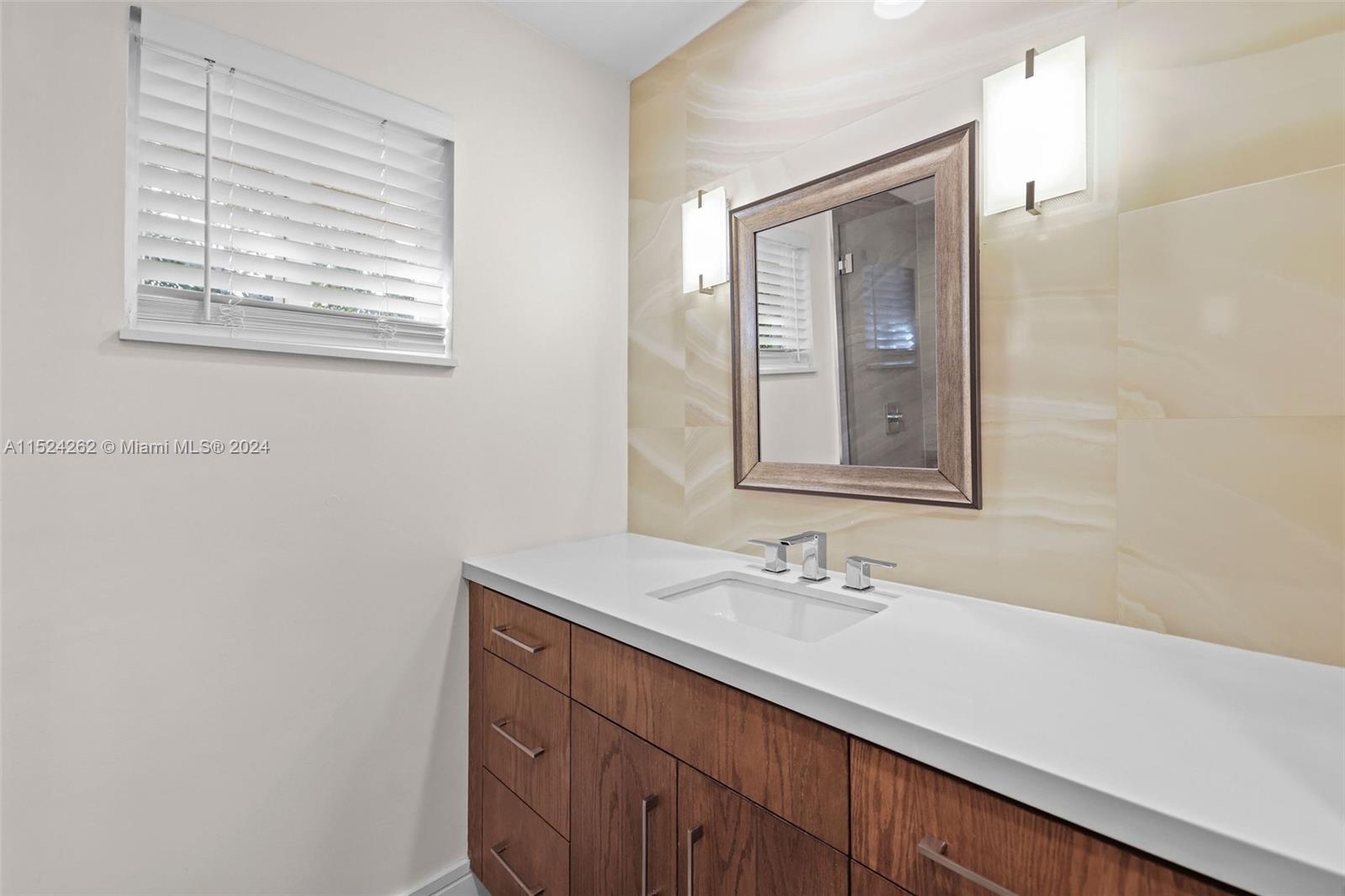 PINE TREE ESTATES - Residential