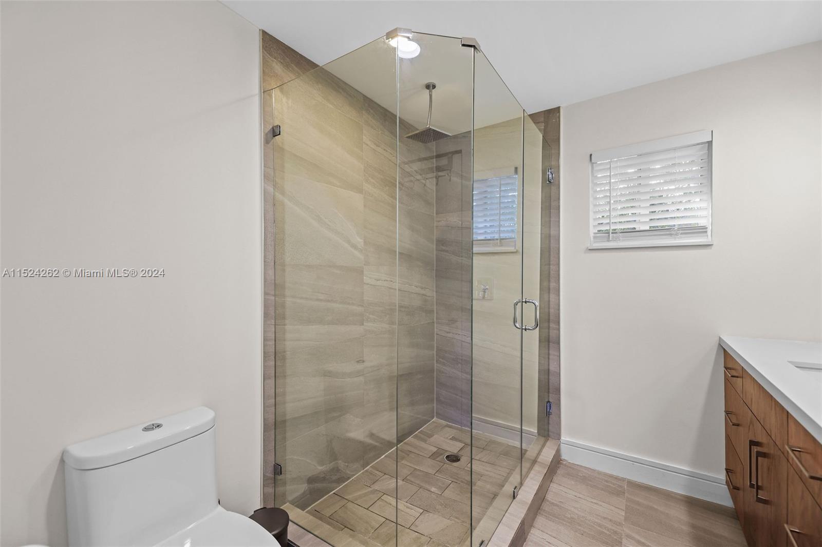 PINE TREE ESTATES - Residential